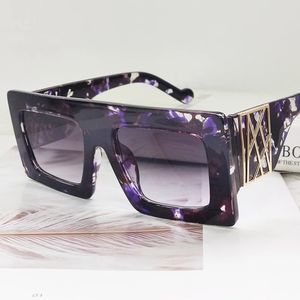 Purple Sexy oversized sunglasses​​